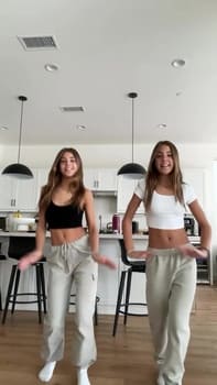 Teens Clements Twins