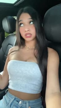 Jasmine Mir Sexy Lips