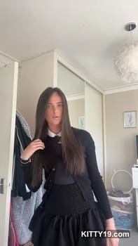 Erinamosxx teen GF