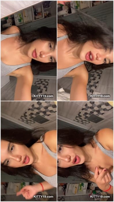 Zeynepekcann nude titty and beauty face lips. Her lips ready for hard fuck and big dick inside her mouth. WOW!